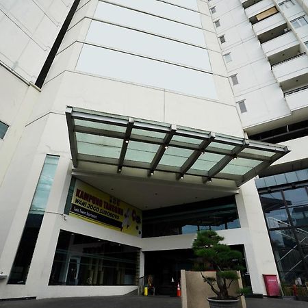 Collection O 29 Twin Tower Otel Surabaya Dış mekan fotoğraf