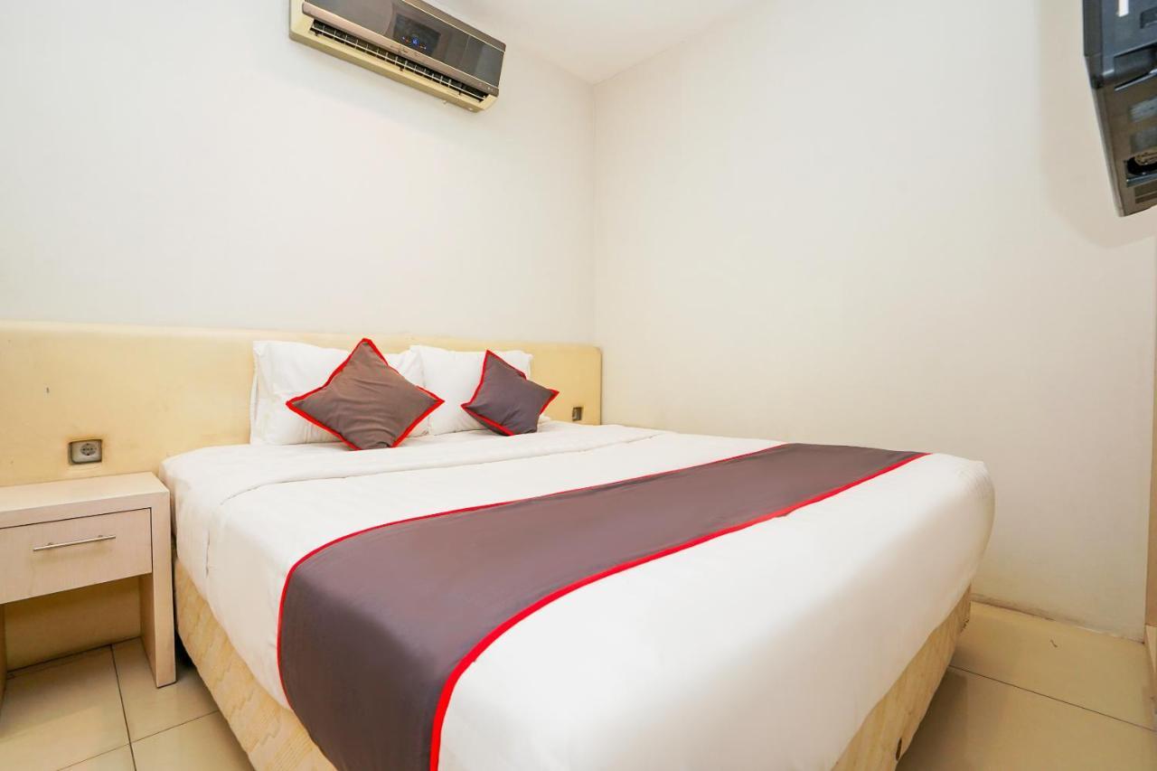 Collection O 29 Twin Tower Otel Surabaya Dış mekan fotoğraf
