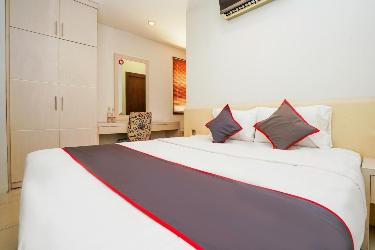 Collection O 29 Twin Tower Otel Surabaya Dış mekan fotoğraf