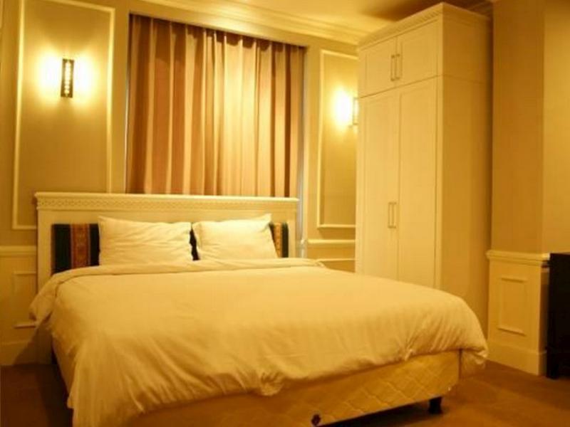 Collection O 29 Twin Tower Otel Surabaya Dış mekan fotoğraf